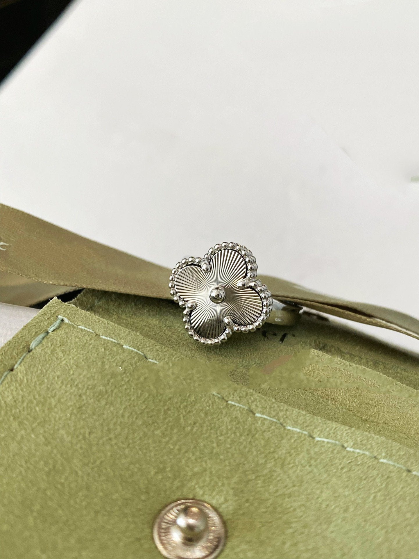 [NOBLE AURA]CLOVER SILVER RING