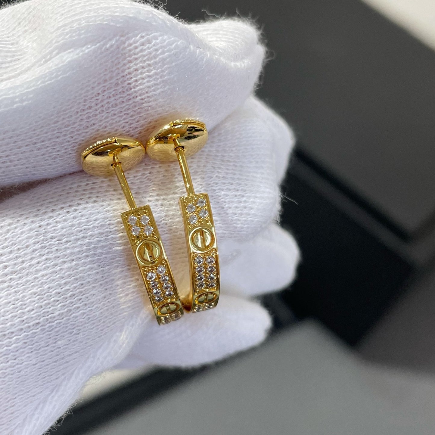 [NOBLE AURA]LOVE DIAMOND GOLD HOOP EARRINGS