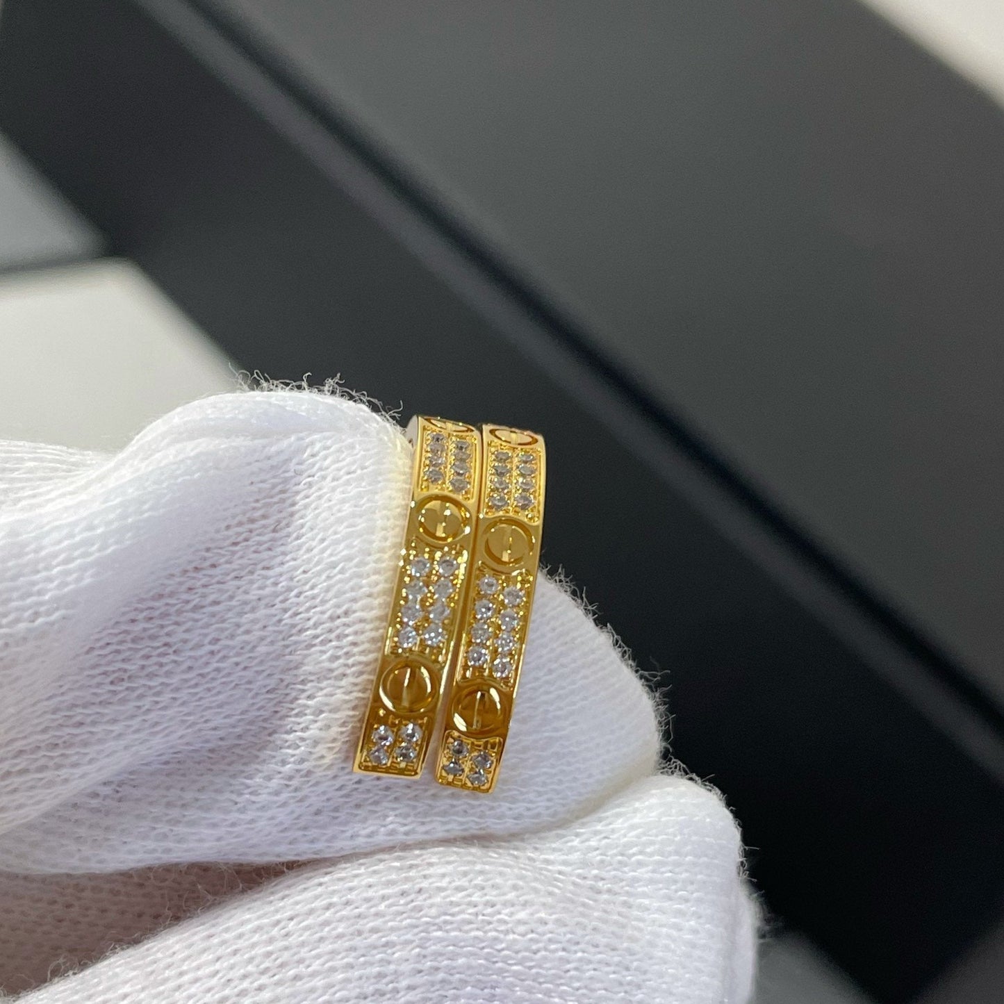 [NOBLE AURA]LOVE DIAMOND GOLD HOOP EARRINGS