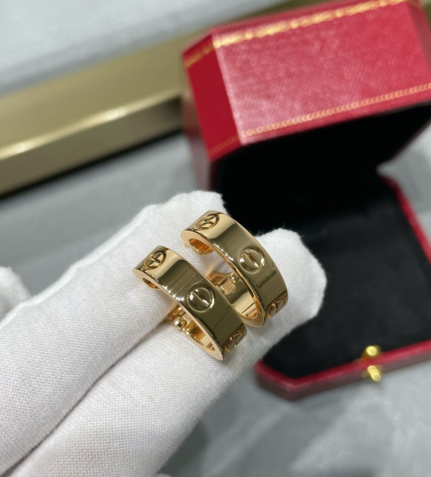 [NOBLE AURA]LOVE 5.5MM EARRINGS