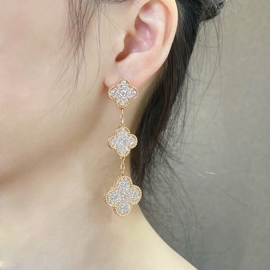 [NOBLE AURA]CLOVER 3 MOTIFS DIAMOND PAVED ROSE GOLD EARRINGS