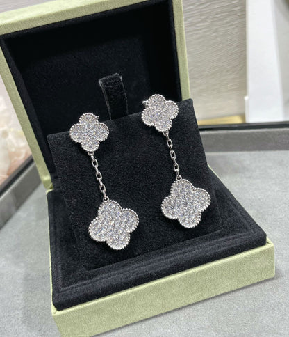 [NOBLE AURA]CLOVER 2 MOTIFS DIAMOND PAVED SILVER EARRINGS
