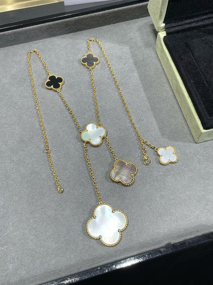 [NOBLE AURA]CLOVER 6 MOTIF MOP ONYX GOLD NECKLACE