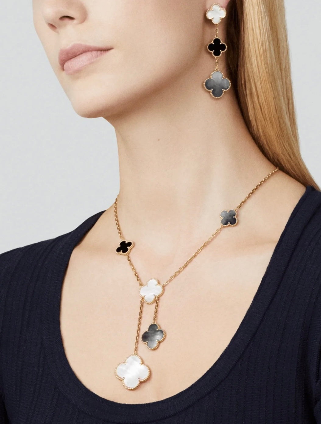 [NOBLE AURA]CLOVER 3 MOTIF MOP ONYX DARK MOP PINK GOLD EARRINGS