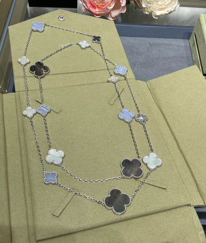 [NOBLE AURA]CLOVER 16 MOTIF CHALCEDONY MOP SILVER NECKLACE