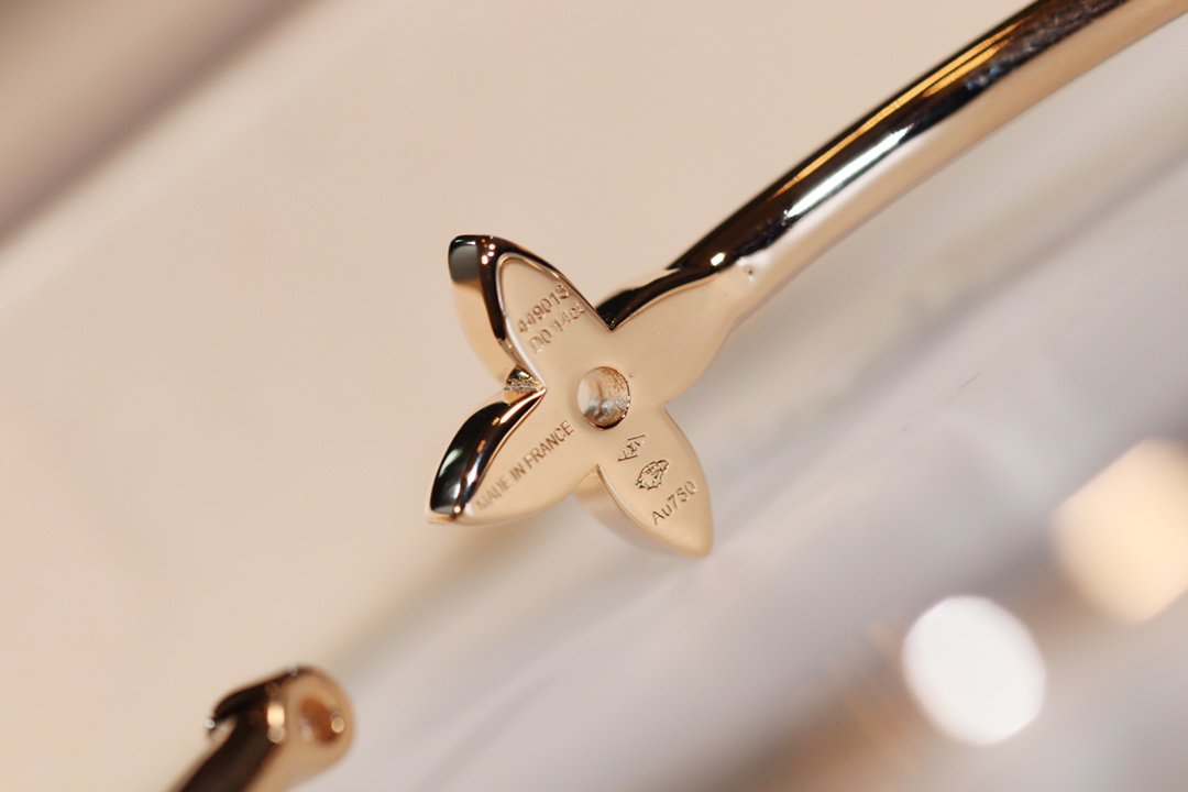 [NOBLE AURA]IDYLLE GOLD OPEN BRACELET DIAMOND PAVED