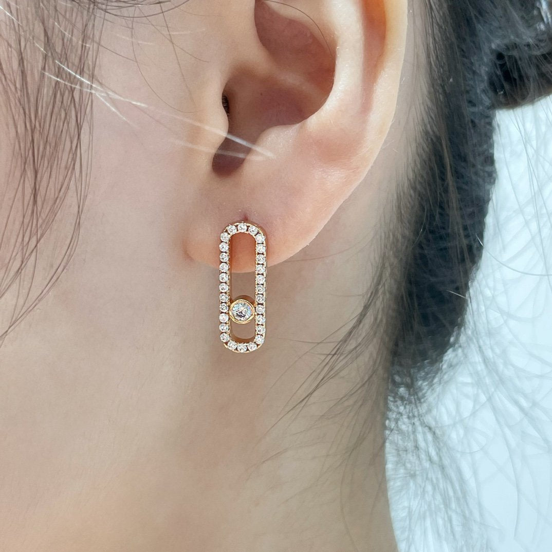 [NOBLE AURA]MOVE UNO STUD DIAMOND PAVED EARRINGS
