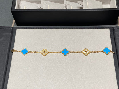 [NOBLE AURA]CLOVER 5 MOTIF BLUE CHALCEDONY DIAMOND GOLD BRACELET