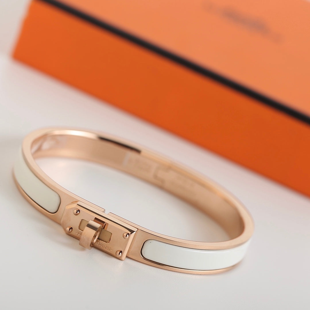 [NOBLE AURA]HM KELLY WHITE BRACELET