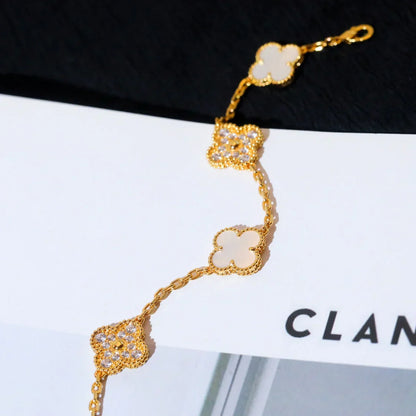 [NOBLE AURA]CLOVER WHITE PEARL MOP 5 MOTIF BRACELET COLLECTION