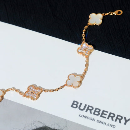 [NOBLE AURA]CLOVER BRACELET 5 MOTIF WHITE MOP DIAMOND