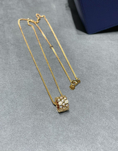 [NOBLE AURA]BEE LOVE DIAMOND PAVED 3 ROW NECKLACE
