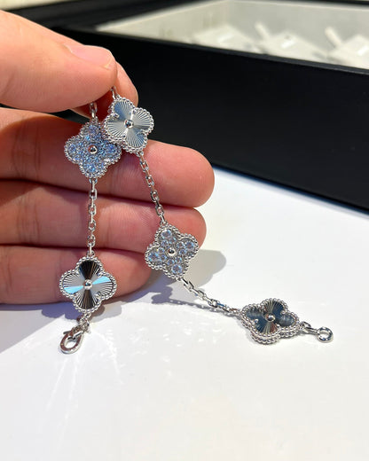 [NOBLE AURA] CLOVER 5 MOTIF LASER BRACELET COLLECTION