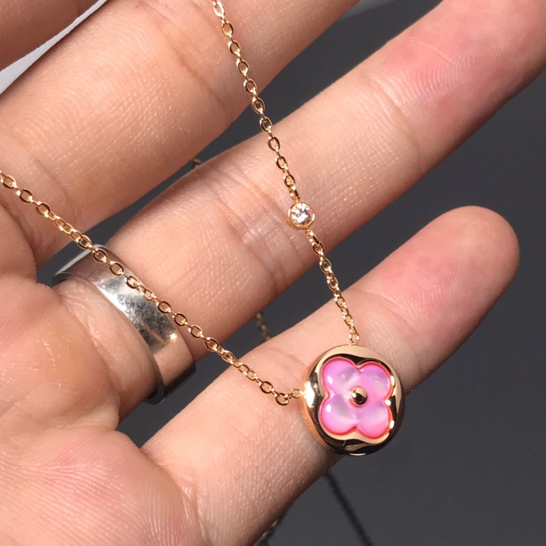 [NOBLE AURA]COLOR BLOSSOM PINK MOP SUN GOLD NECKLACE