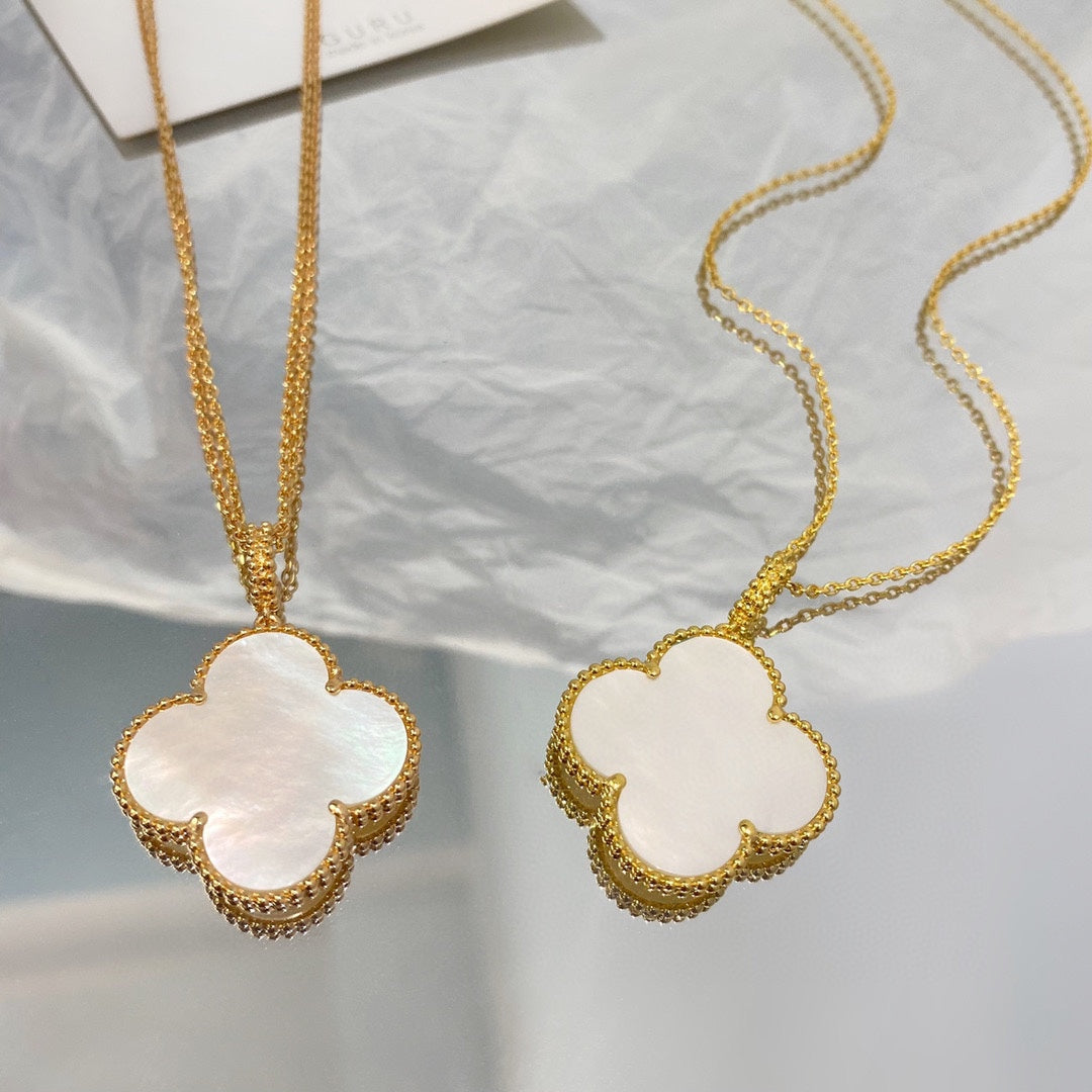 [NOBLE AURA]CLOVER 25MM MOP LARGE PENDANT NECKLACE