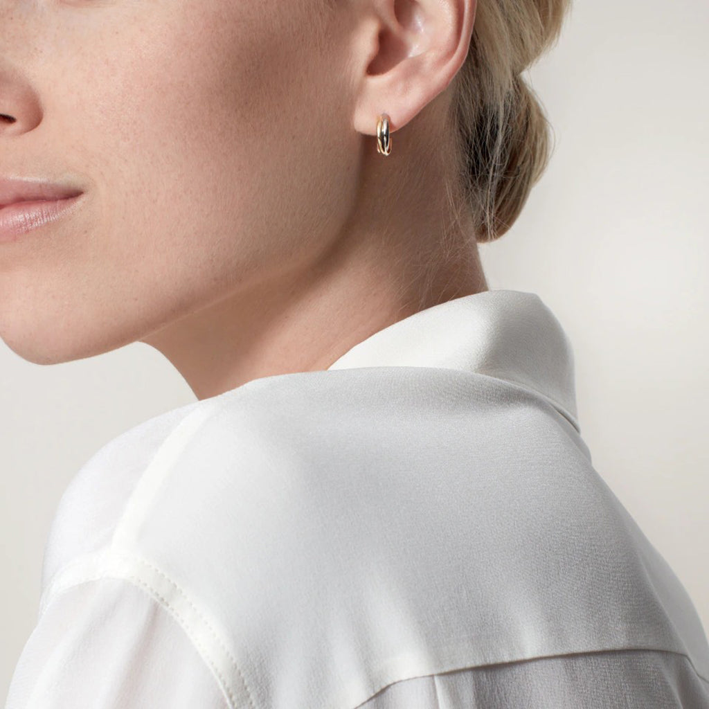 [NOBLE AURA] TRINITY ON DIAMOND MINI EARRINGS
