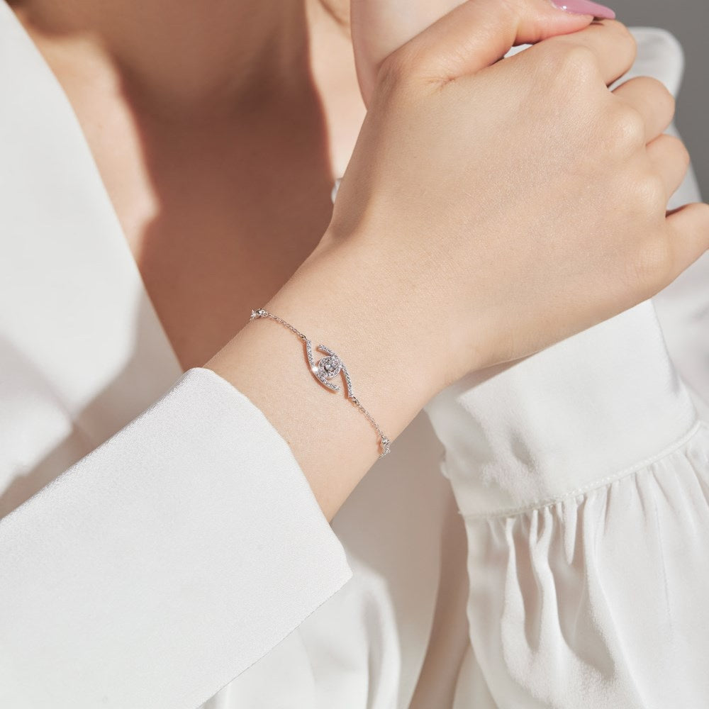 [NOBLE AURA]Lucky Eye Pave-Set Diamond Bracelet