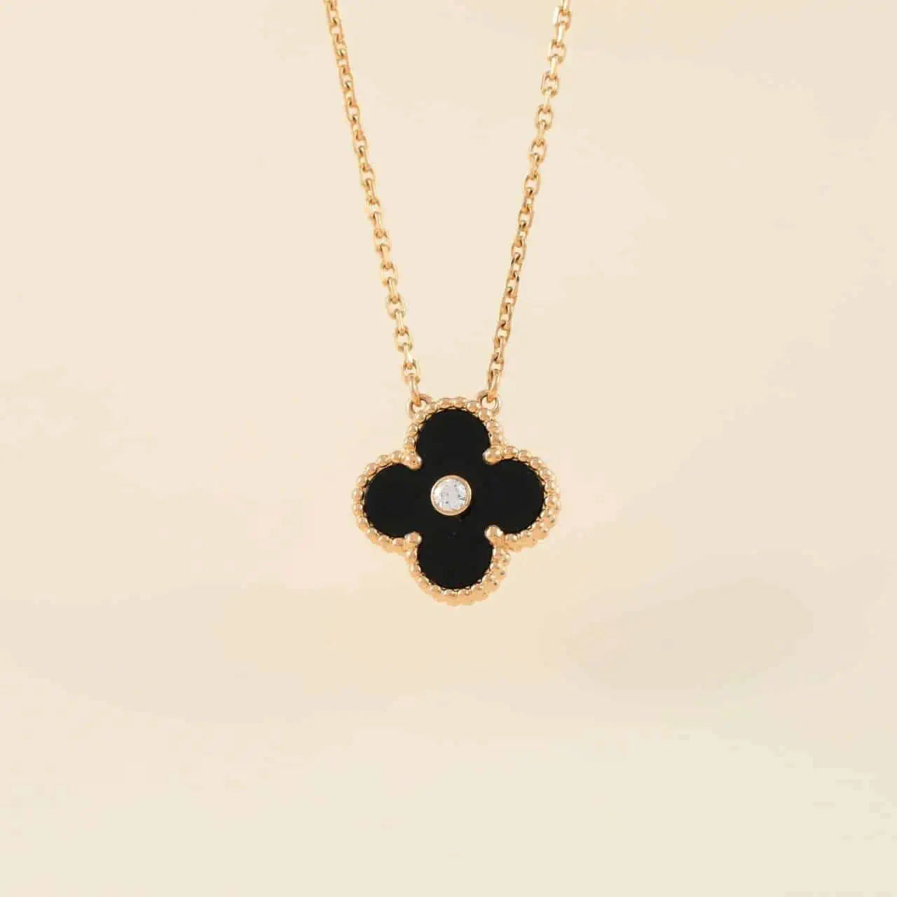 [NOBLE AURA]CLOVER 15MM DIAMOND ONYX NECKLACE