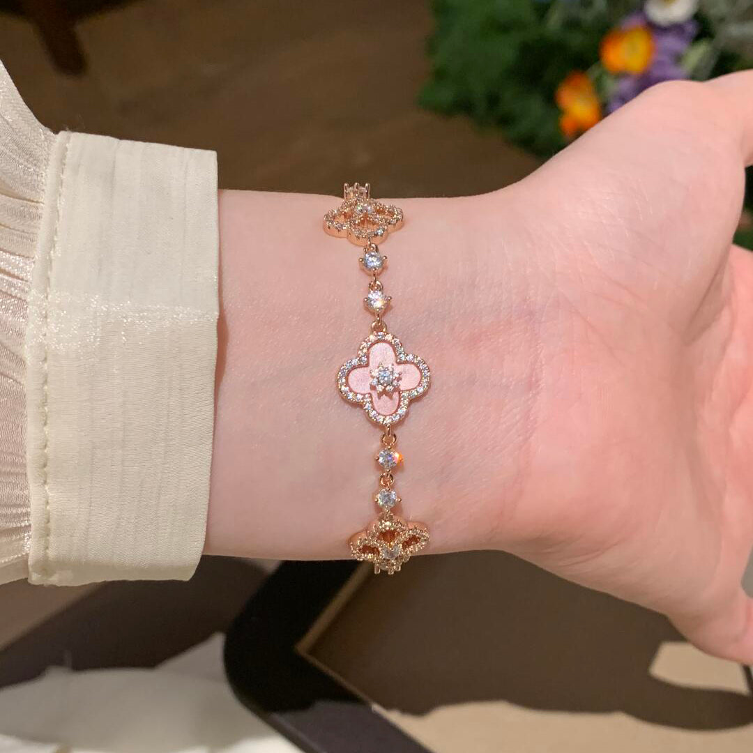 [NOBLE AURA]CLOVER 5 MOTIF PINK BLUE RED WHITE BRACELET