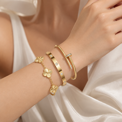 [NOBLE AURA] CLASH & Clover Laser 5-Motif & LOVE Brushed Bracelet Stack Set