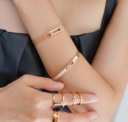 [NOBLE AURA]Move Noa Rose Gold Pavé Diamond Bangle Bracelet
