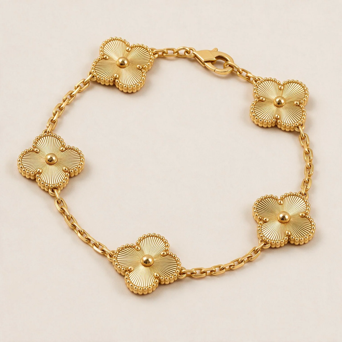 [NOBLE AURA] Clover & Love & Juste 3-Piece Gold Bracelet Stack Set
