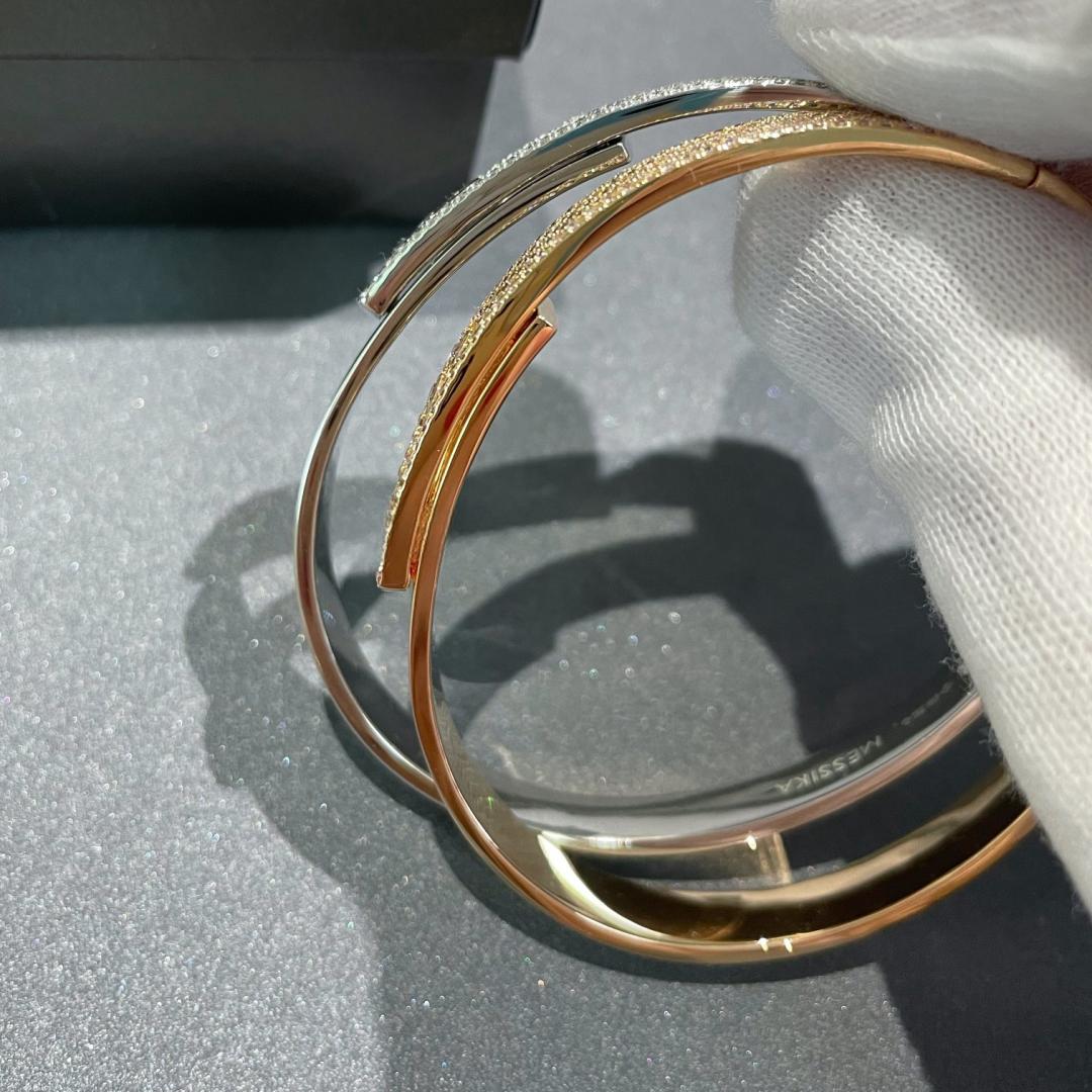 [NOBLE AURA]Move Noa Rose Gold Pavé Diamond Bangle Bracelet