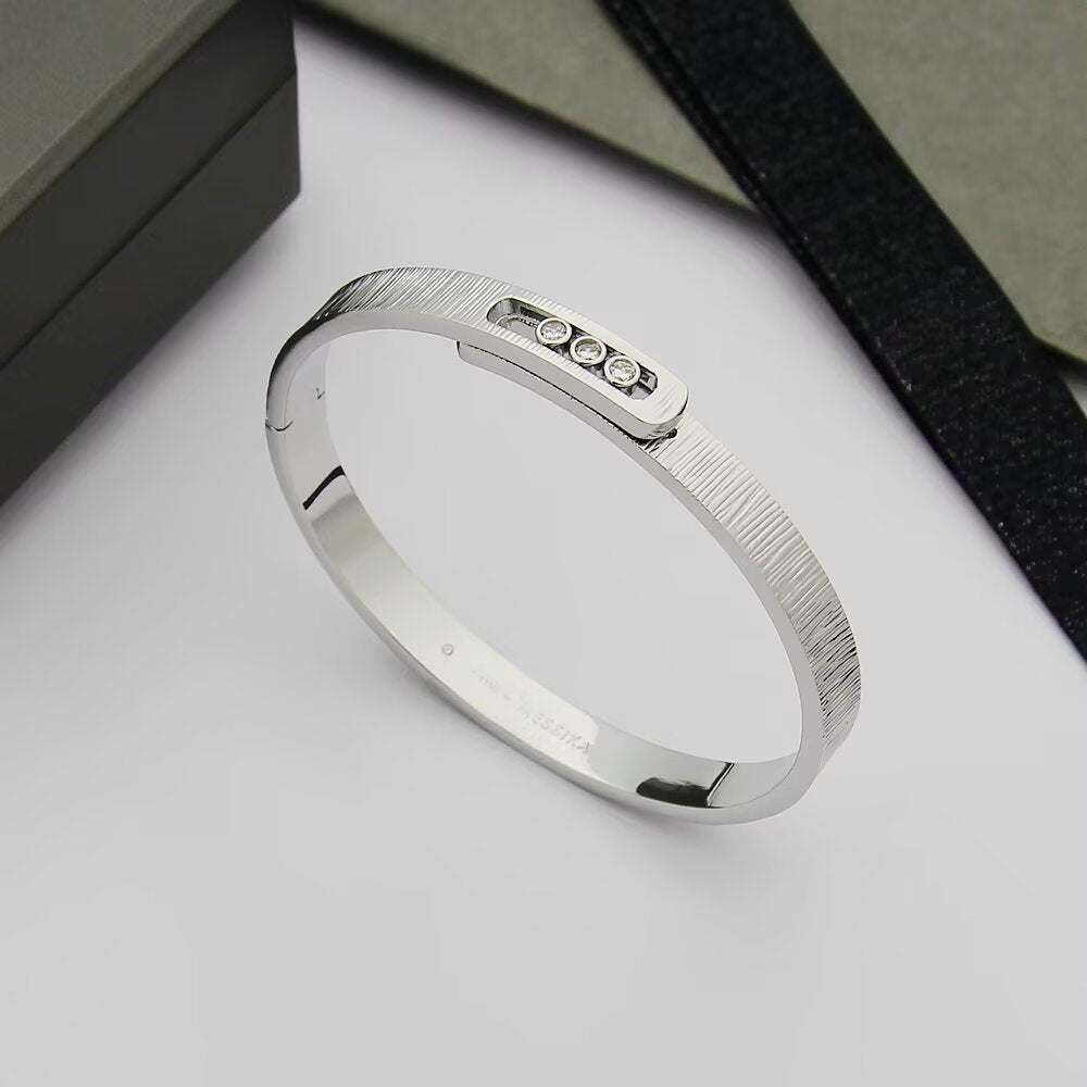 [NOBLE AURA]Move Noa Ciselé bangle