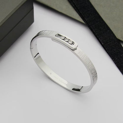 [NOBLE AURA]Move Noa Ciselé bangle