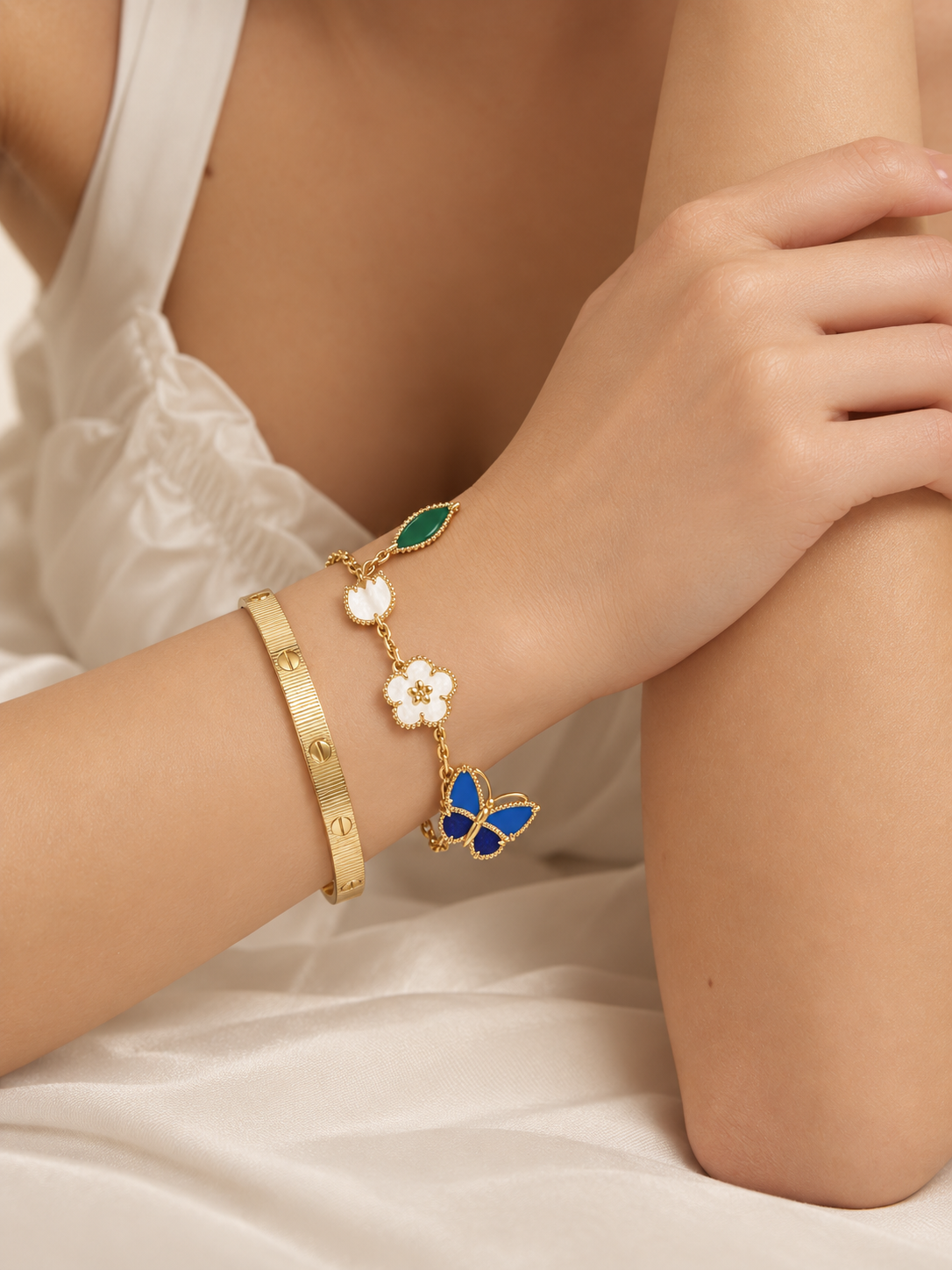 [NOBLE AURA] Lucky Spring Butterfly 5-Motif & LOVE Unlimited Bracelet Stack Set