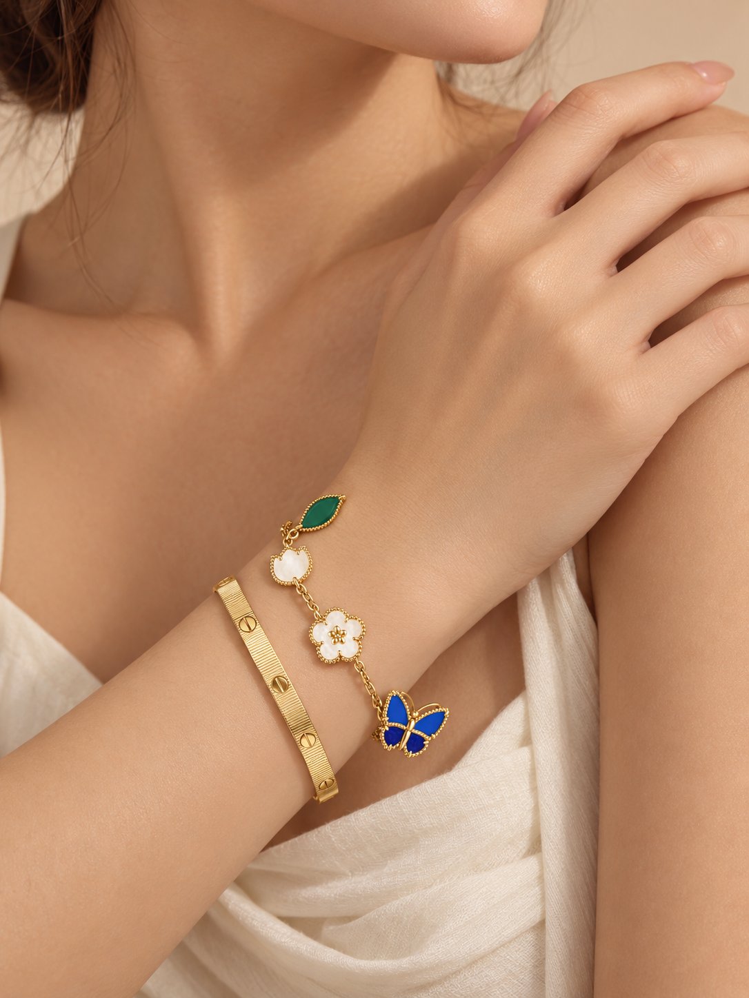 [NOBLE AURA] Lucky Spring Butterfly 5-Motif & LOVE Unlimited Bracelet Stack Set