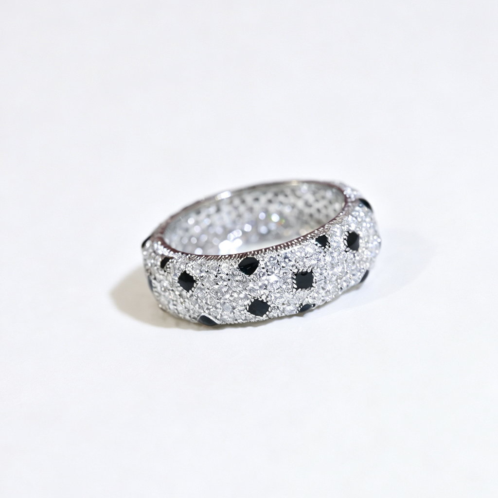 [NOBLE AURA] PANTHERE SPOTTED FULL DIAMOND RING