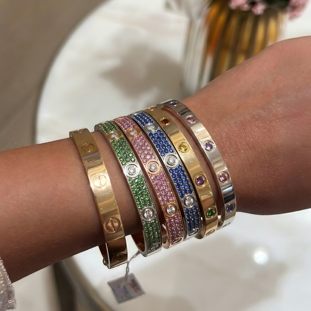 [NOBLE AURA] 2026 PAVE GEMSTONE LOVE BRACELET 6.1MM 10 DIAMONDS
