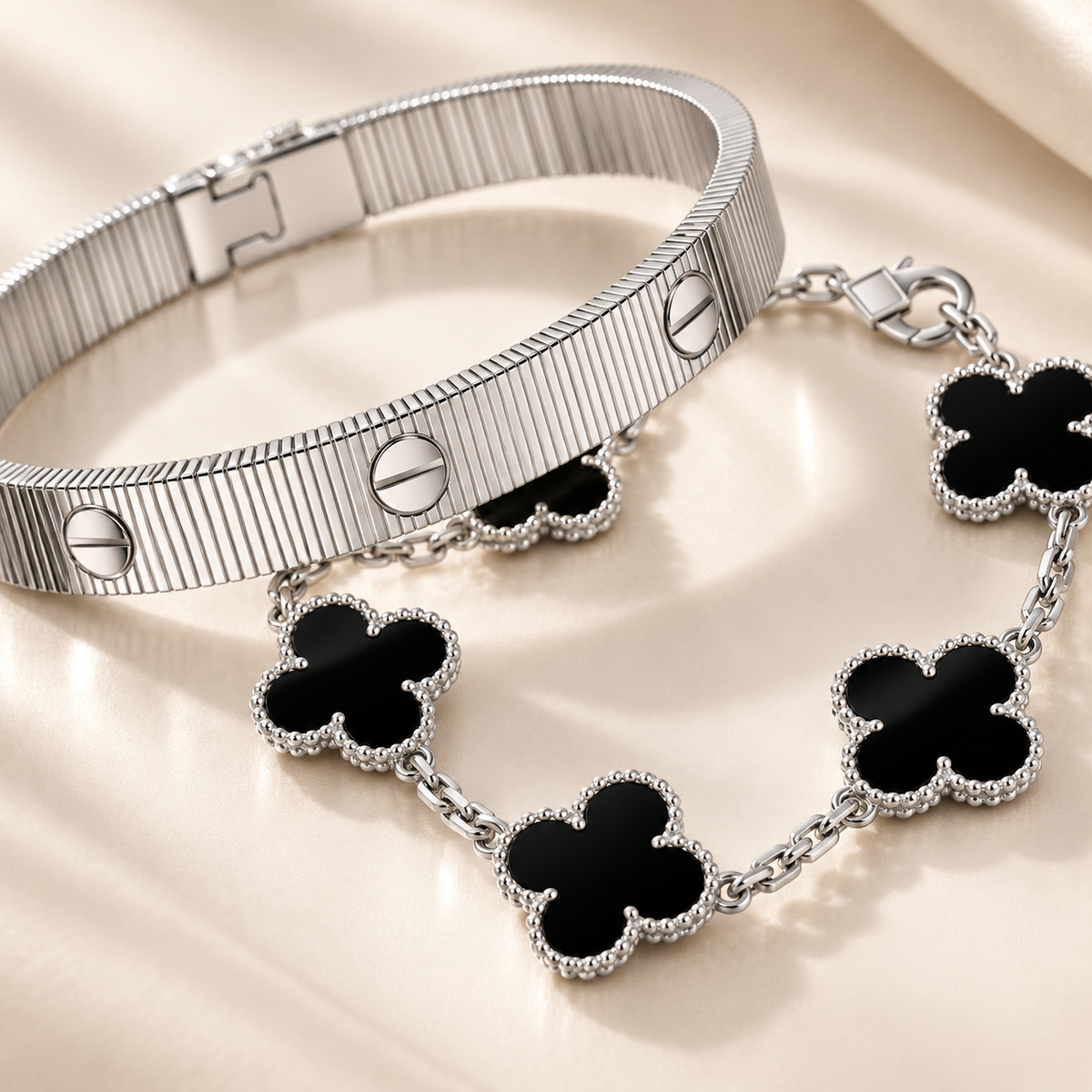 [NOBLE AURA]Clover & Love Sliver 2-Piece Bracelet Stack Set
