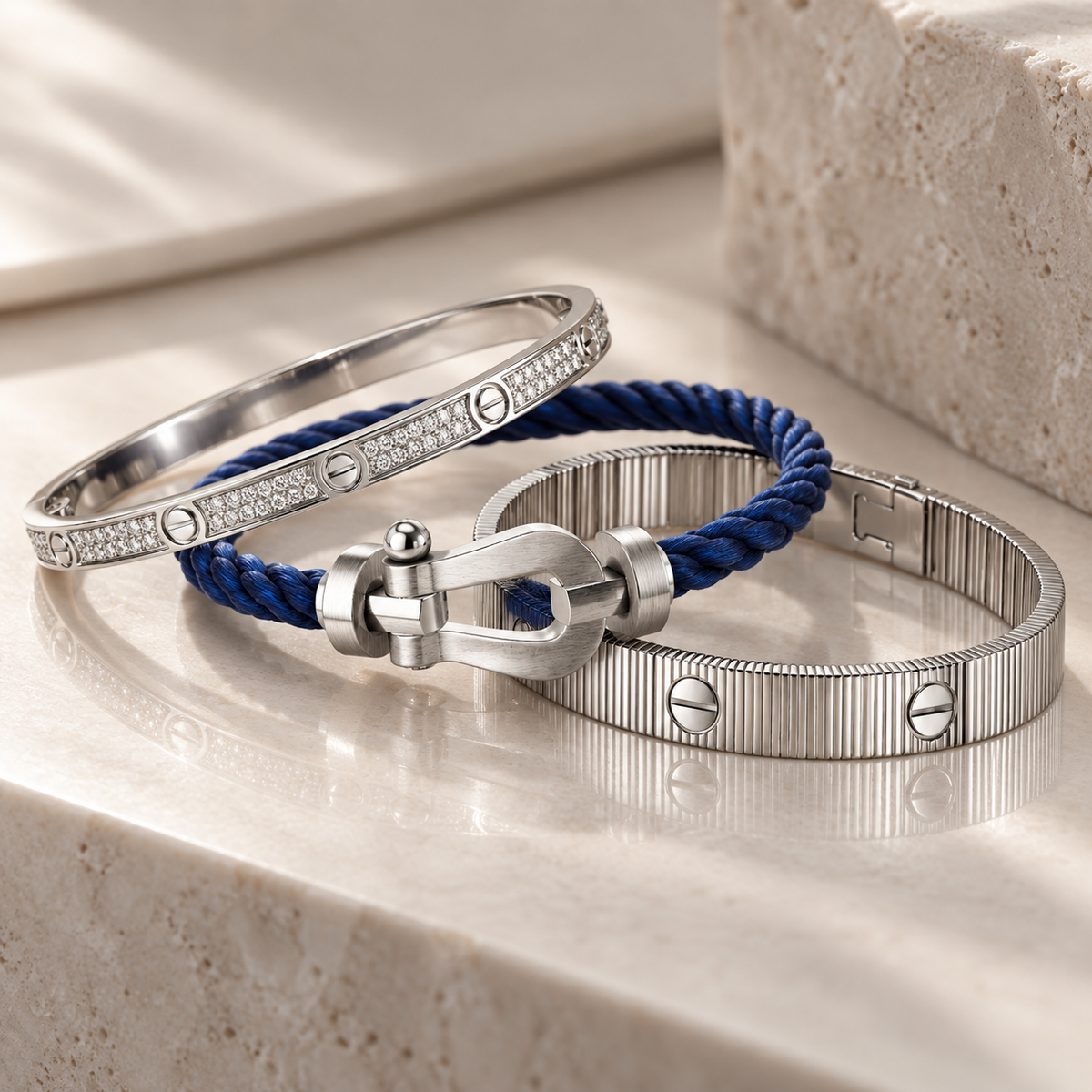 [NOBLE AURA]Love & Force Large Horseshoe Trio Bracelet Stack Set
