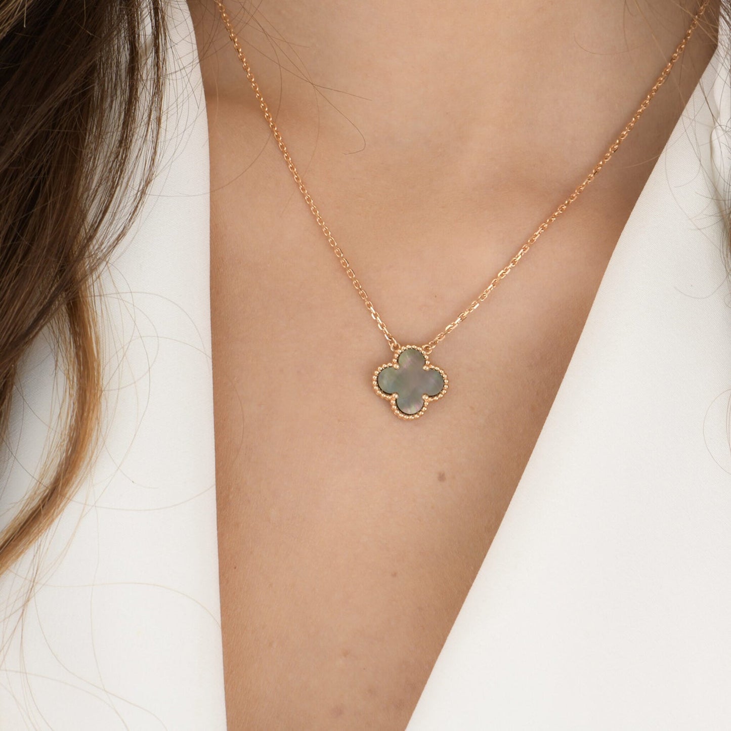 [NOBLE AURA]CLOVER 15MM  GRAY MOTHER OF PEARL NECKLACE