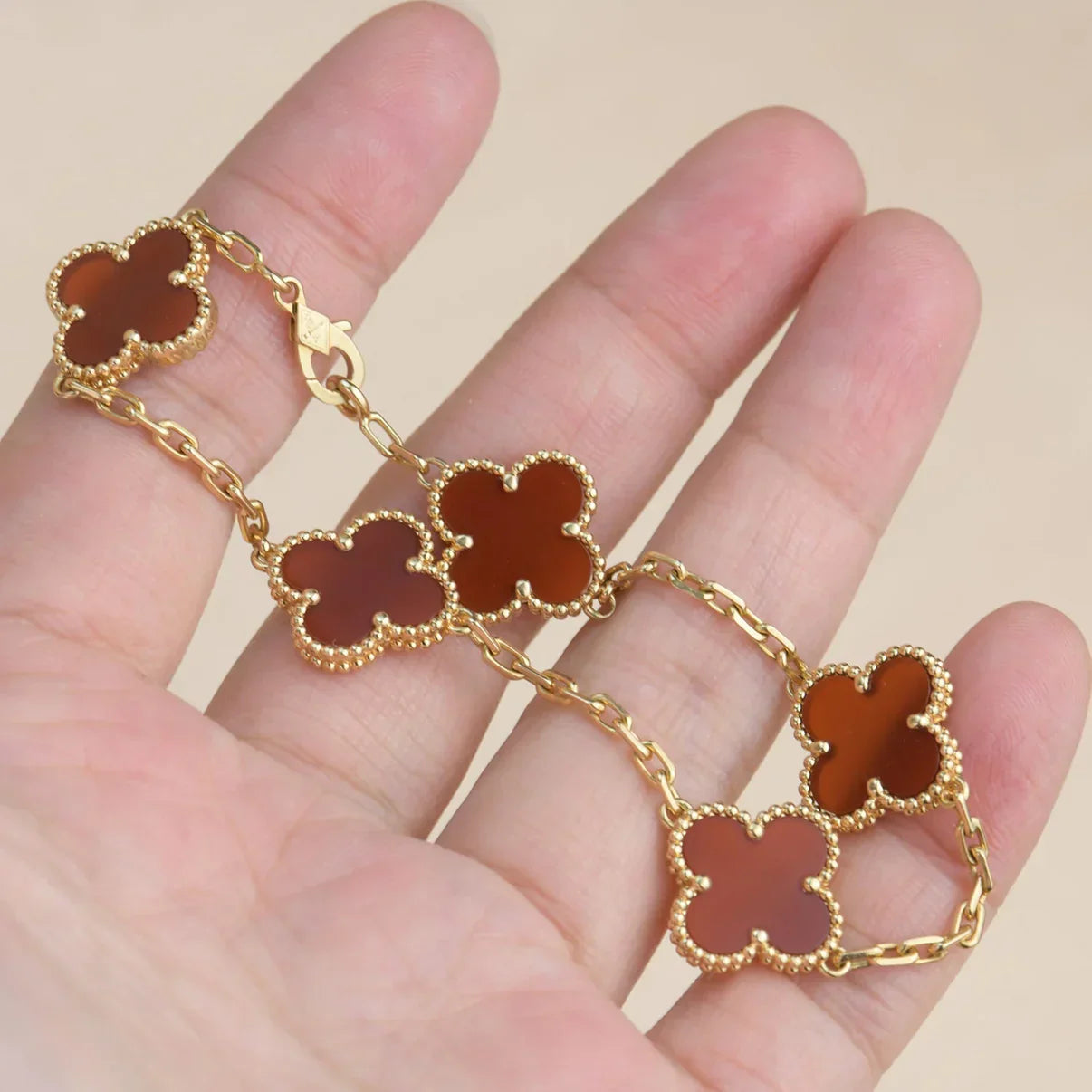 [NOBLE AURA] CLOVER 5 MOTIF RED CORNELIAN BRACELET COLLECTION