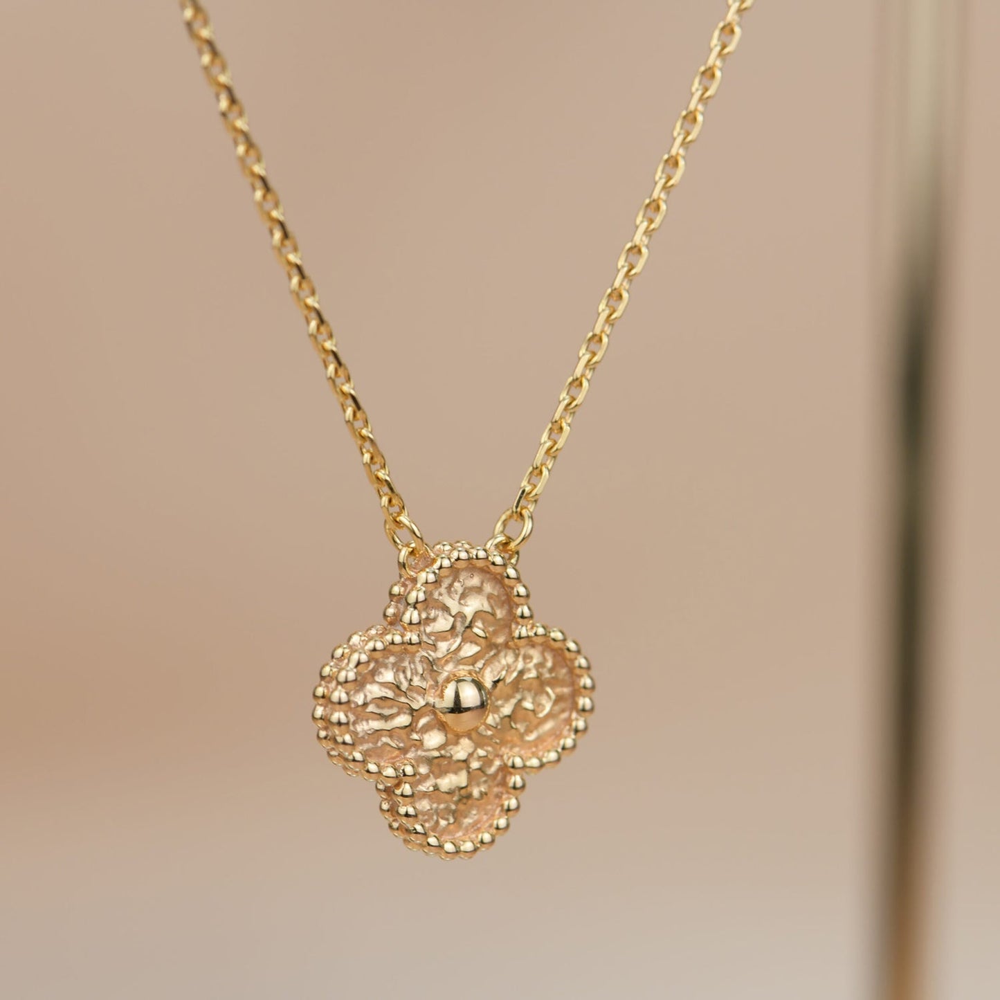 [NOBLE AURA]CLOVER 15MM  BRONZING NECKLACE