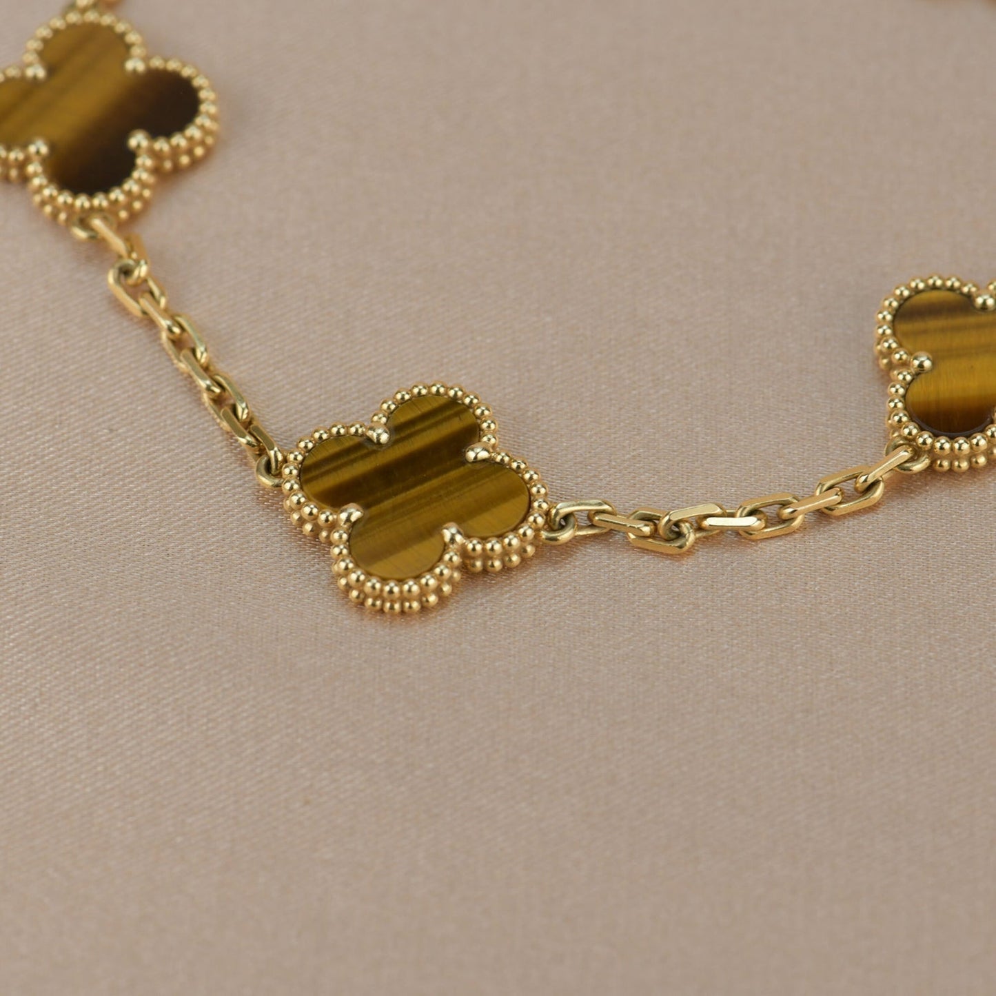 [NOBLE AURA]CLOVER  5 MOTIFS TIGER EYE BRACELET
