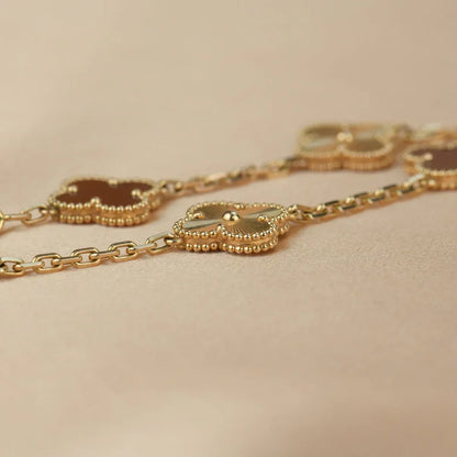 [NOBLE AURA] CLOVER 5 MOTIF RED CORNELIAN BRACELET COLLECTION