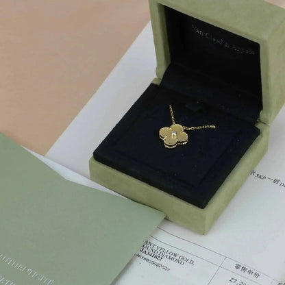 [NOBLE AURA]CLOVER 15MM DIAMOND GOLD MOTHER OF PEARL NECKLACE