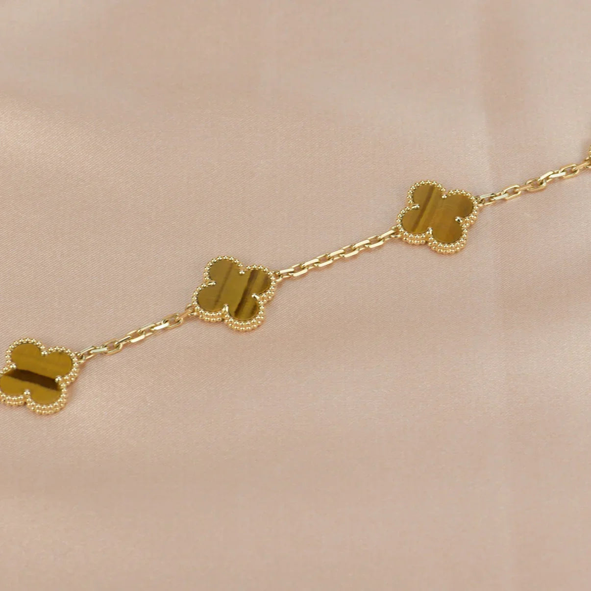 [NOBLE AURA] CLOVER 5 MOTIFS TIGER EYE BRACELET COLLECTION