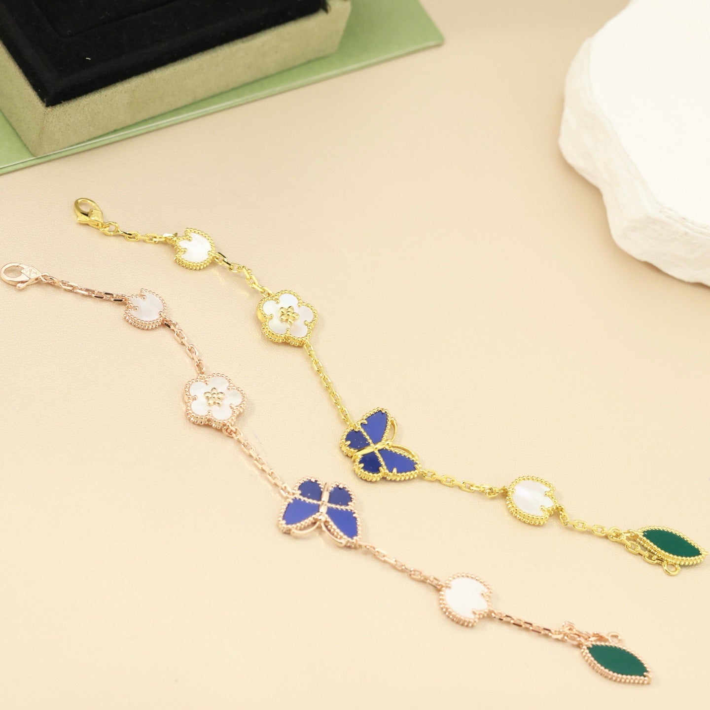 [NOBLE AURA] LUCKY SPRING BUTTERFLY 5 MOTIF BRACELET