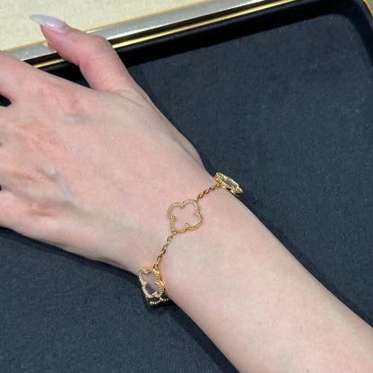 [NOBLE AURA]CLOVER 5 MOTIF ROCK CRYSTAL BRACELET