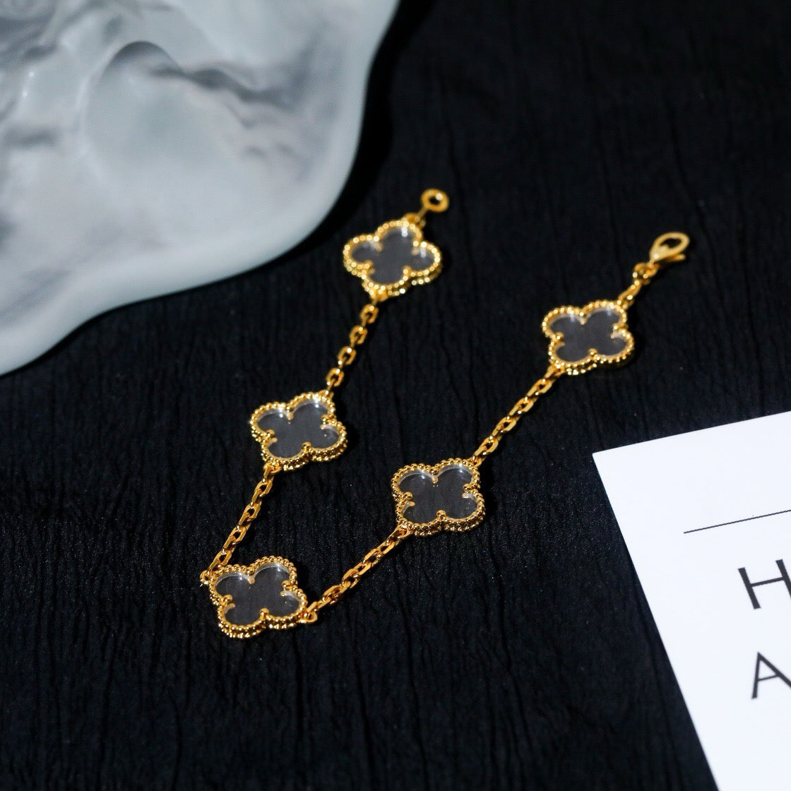 [NOBLE AURA]CLOVER 5 MOTIF ROCK CRYSTAL PINK GOLD BRACELET