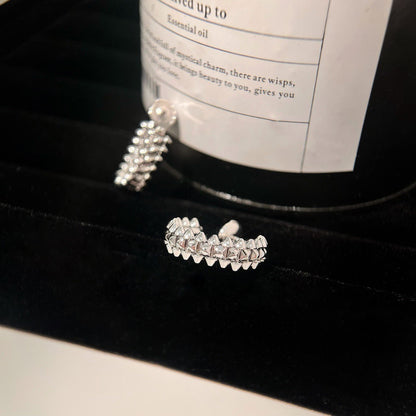 [NOBLE AURA]CLASH SMALL HOOP EARRINGS