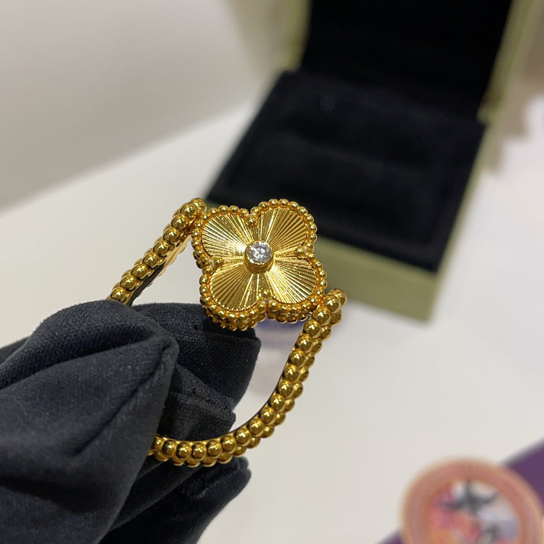 [NOBLE AURA]CLOVER RIVERSIBLE BLUE AGATE RING