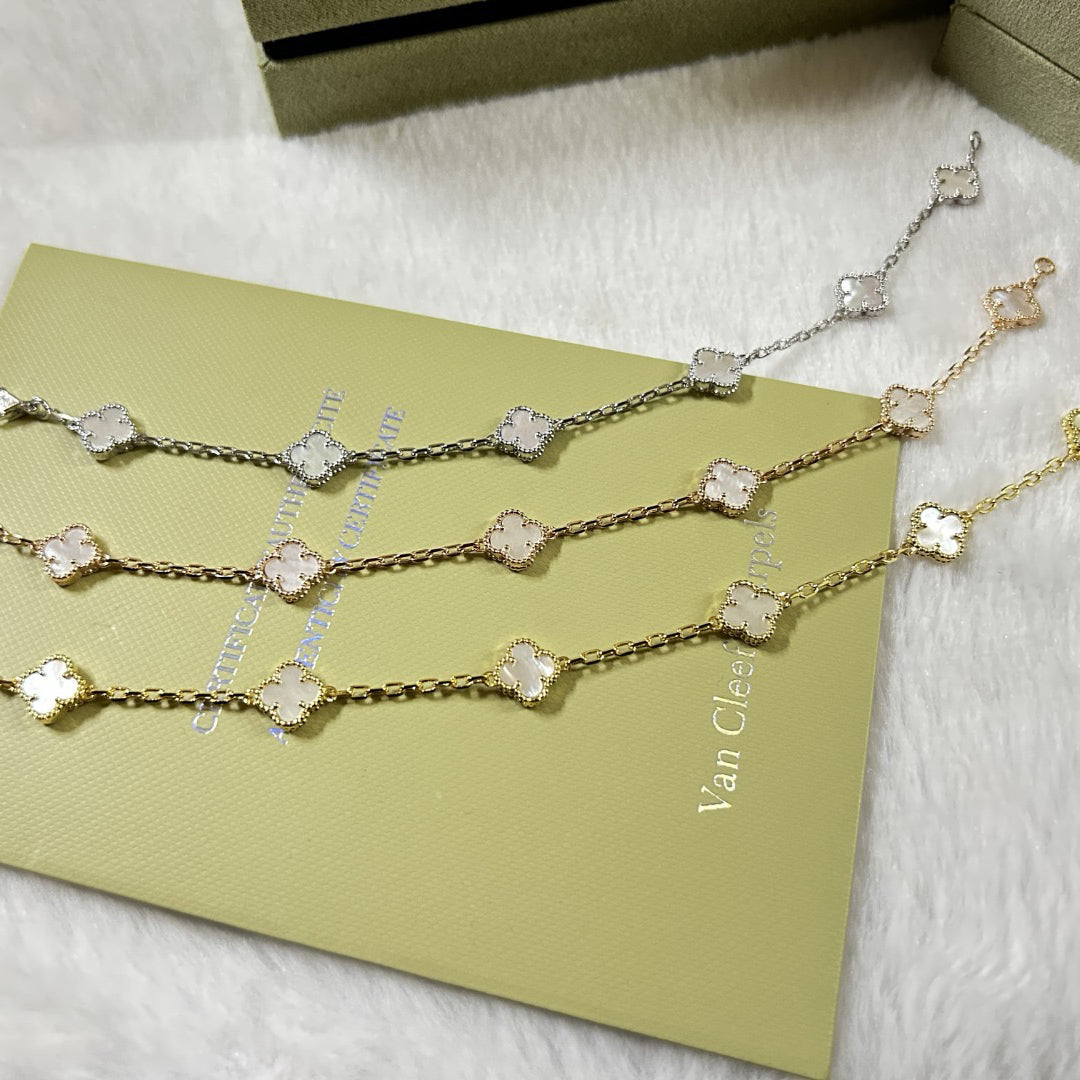 [NOBLE AURA]CLOVER 6 MOTIF WHITE MOP BRACELET