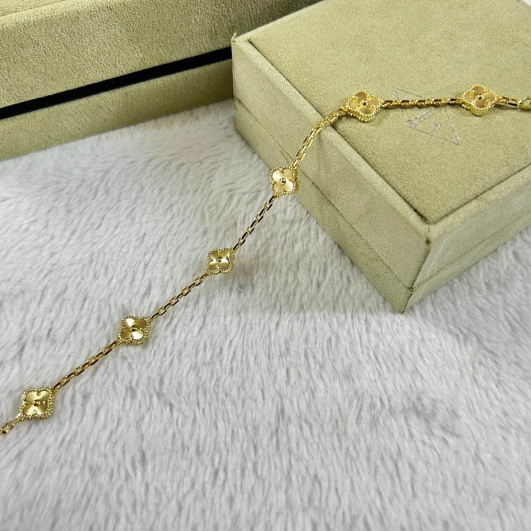 [NOBLE AURA]CLOVER 6 MOTIF DIAMOND BRACELET
