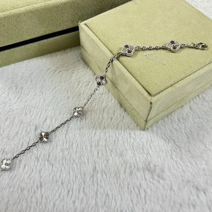 [NOBLE AURA]CLOVER 6 MOTIF DIAMOND BRACELET